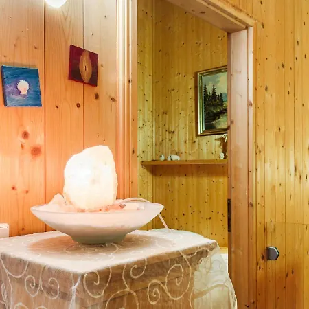 Cosy Holiday In With Sauna *